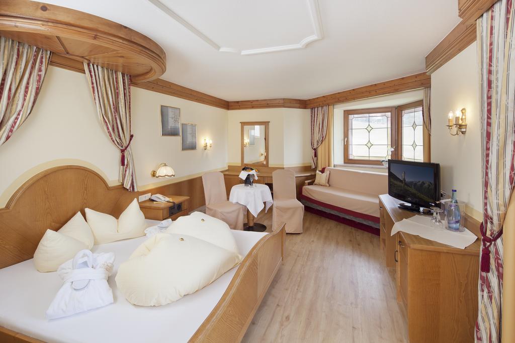 Hotel Magdalena Im Zillertal - Urlaub Mit Hund Ried im Zillertal Exterior foto